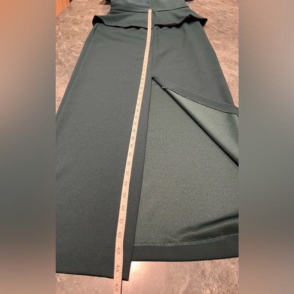 XSCAPE Dress Emerald Pine Green Prom Size 10 NWT Off-The-Shoulder Peplum Gown - Picture 14 of 16
